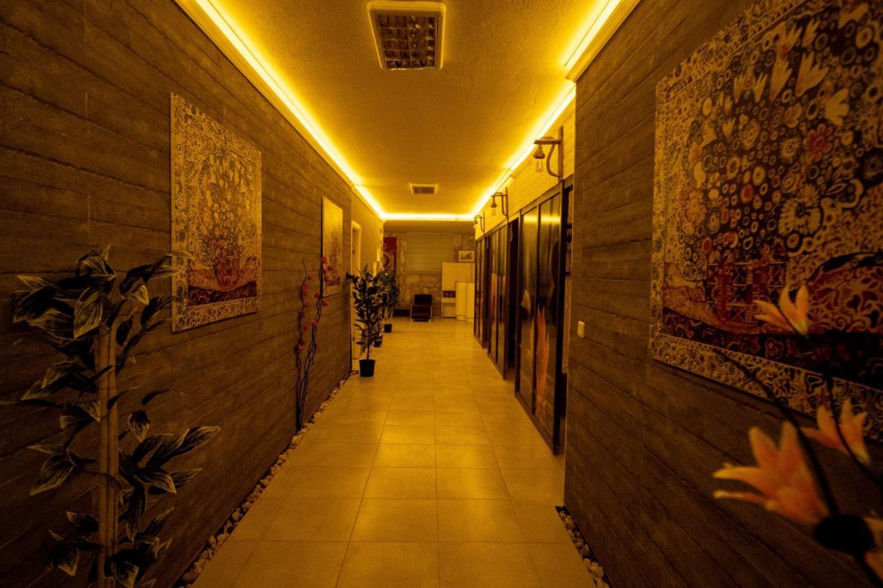 Tiana Beach Resort ทูร์กุทริส ภายนอก รูปภาพ